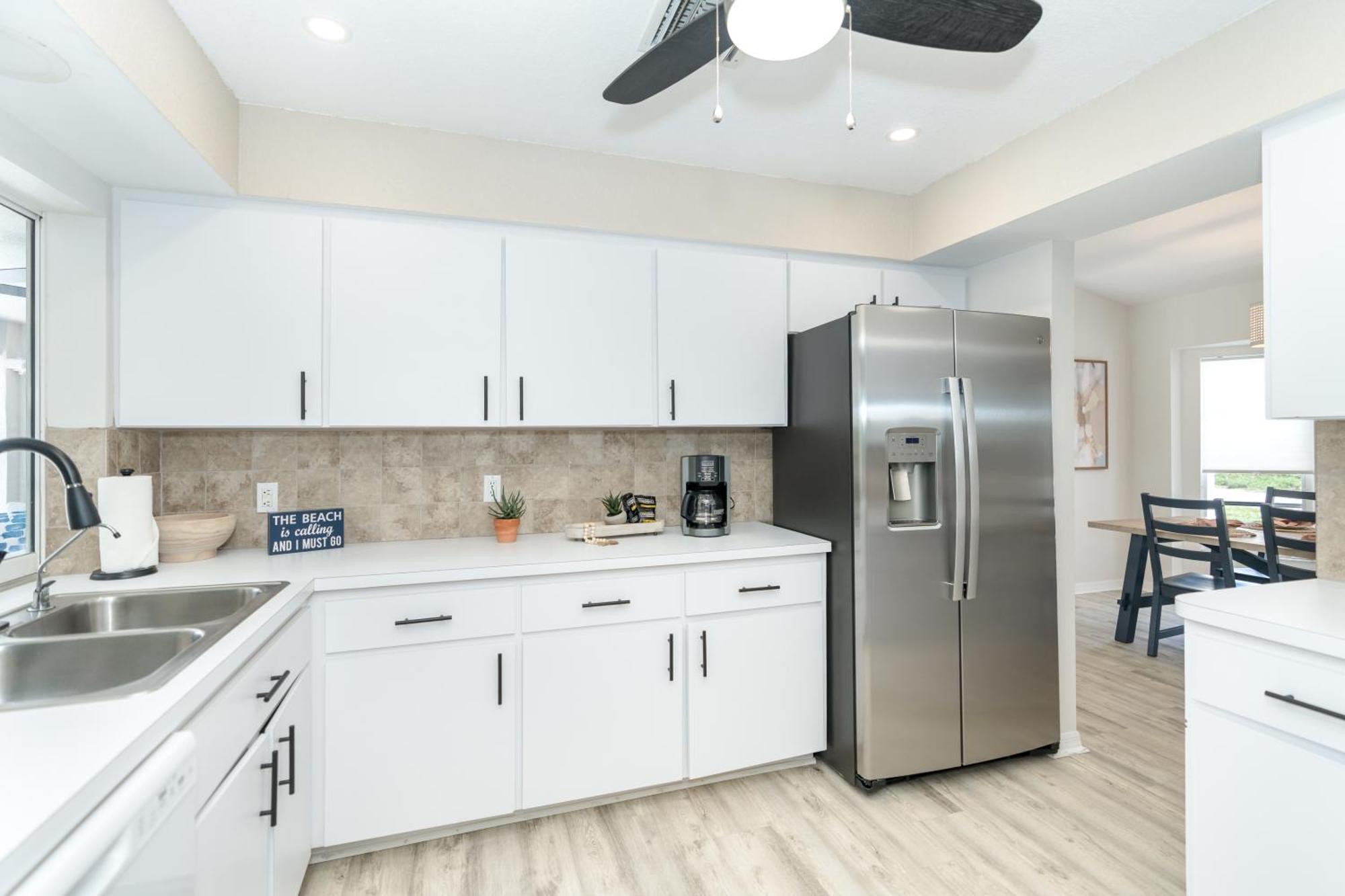 Beautiful Spacious Home! Close To Beaches - Heated Private Pool 恩格尔伍德 外观 照片