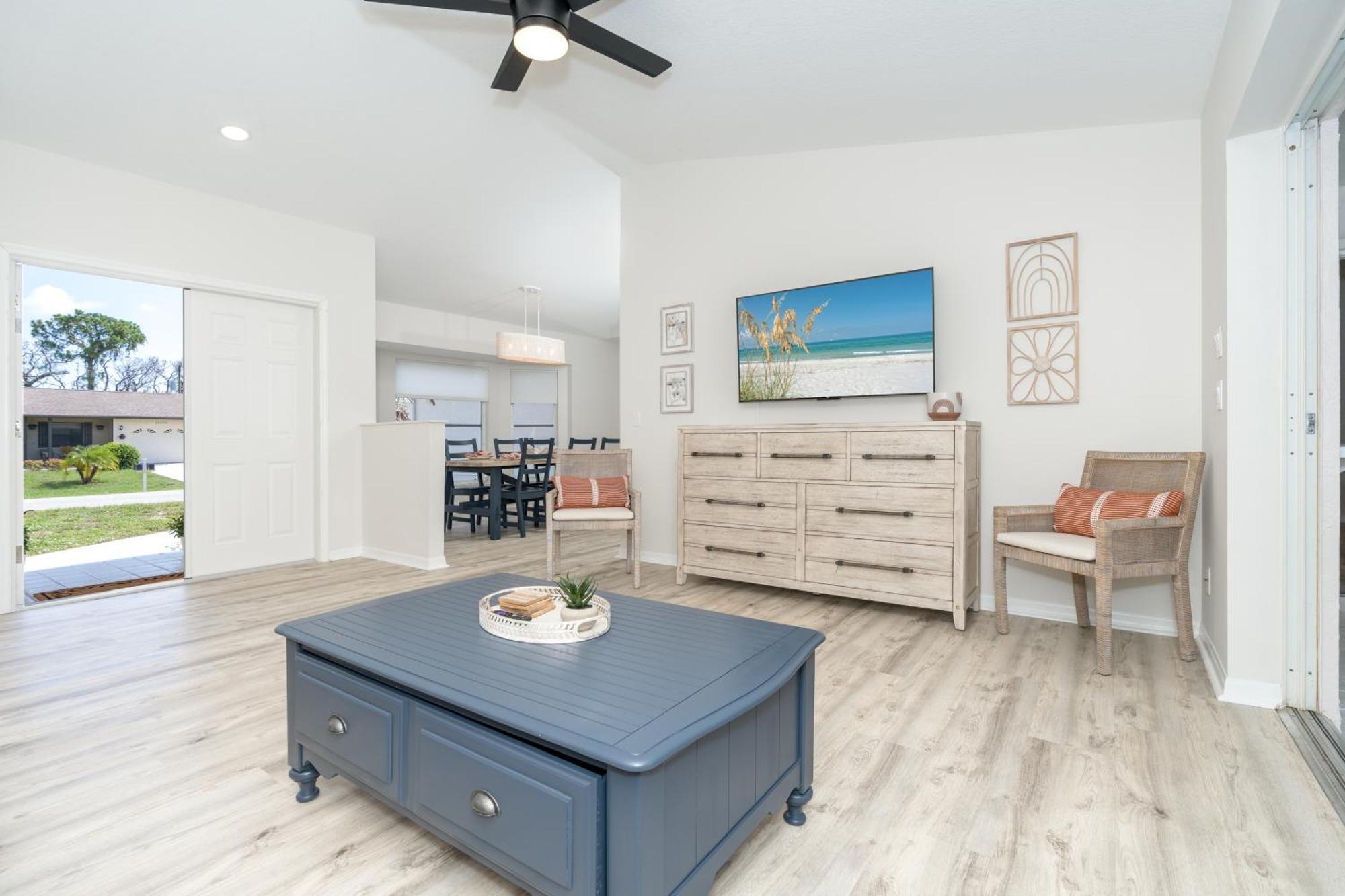 Beautiful Spacious Home! Close To Beaches - Heated Private Pool 恩格尔伍德 外观 照片